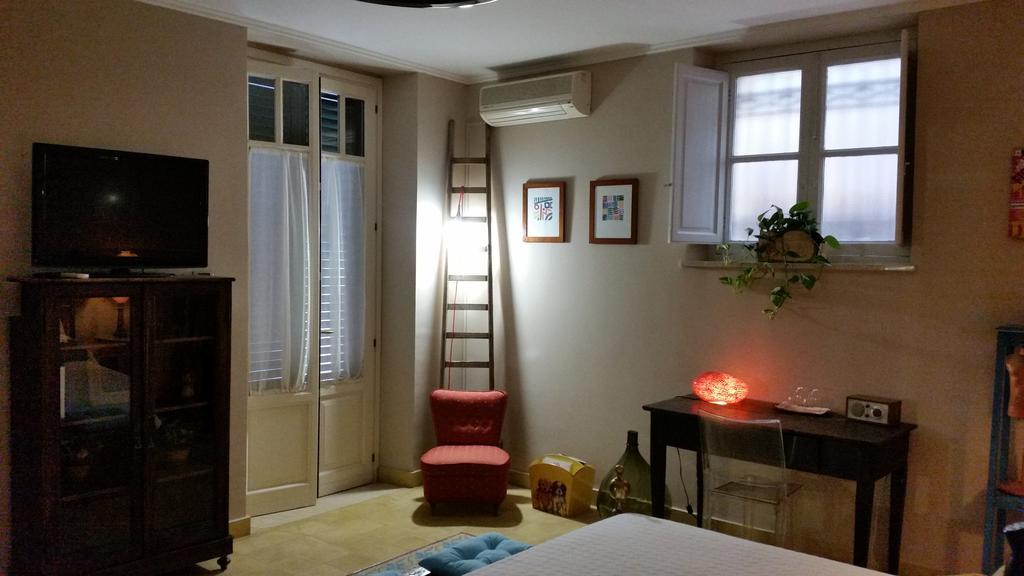 Готель La Casa Di Dadda Мессіна Номер фото